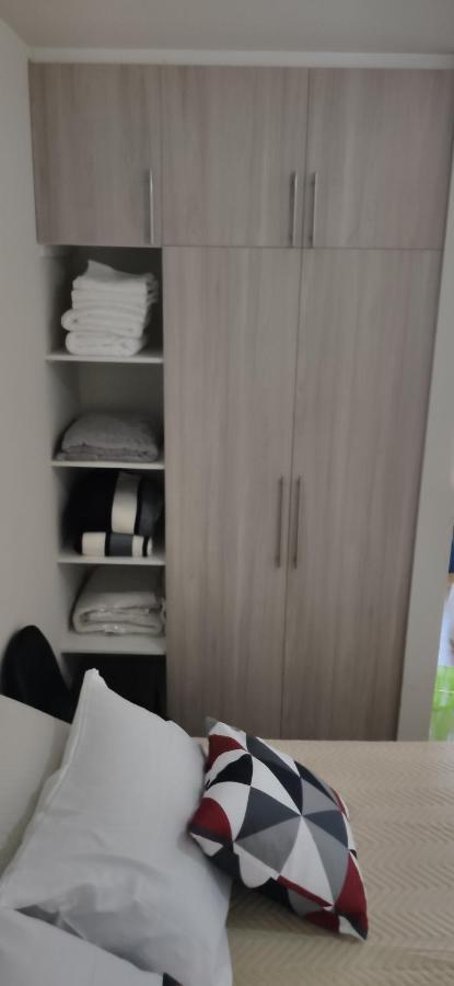 コチャバンバDepartamento Moderno, Familiar Y Acogedor.アパートメント エクステリア 写真